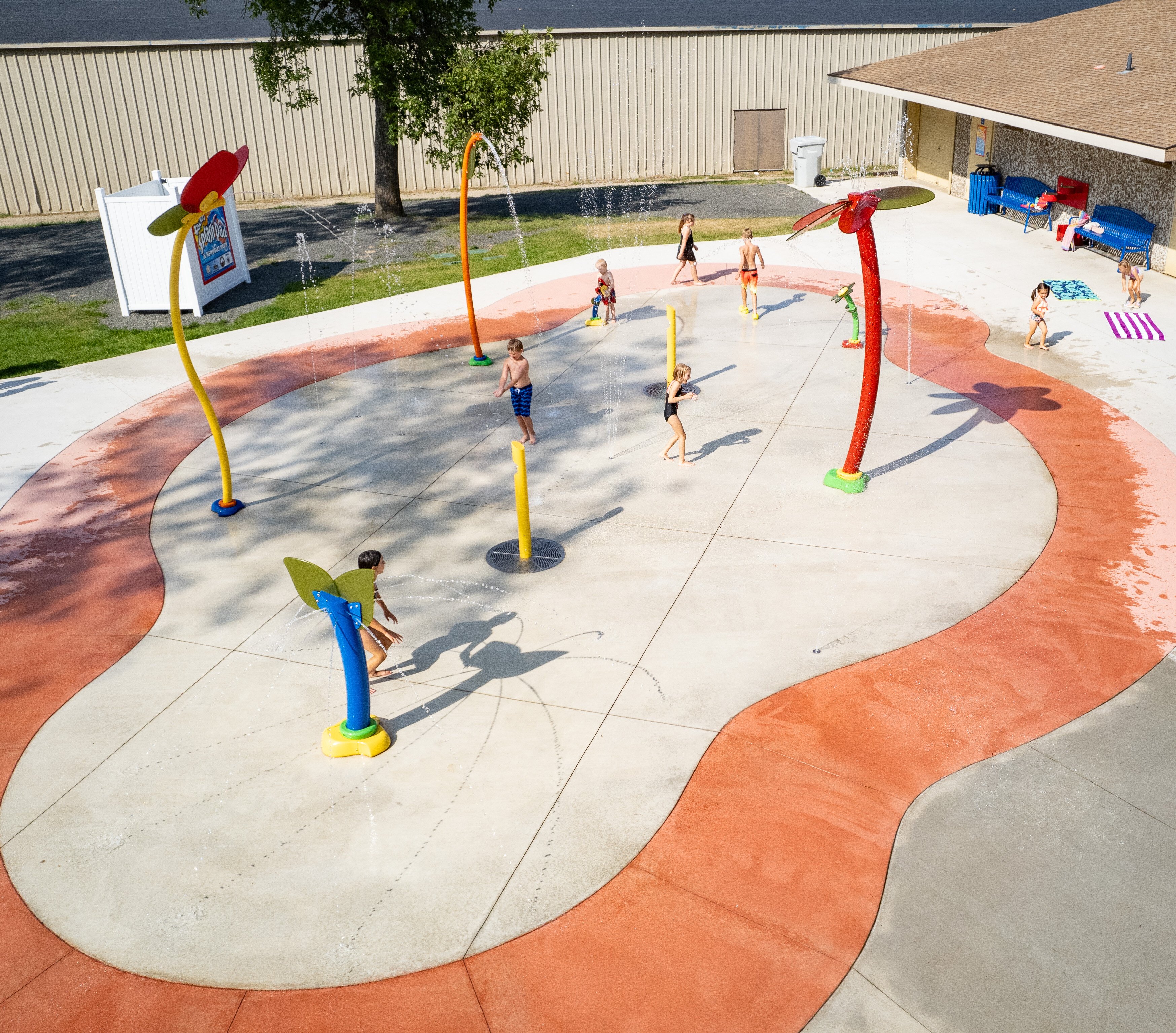 AQ - MN - Chisholm Kiwanis SPlash Pad - 87